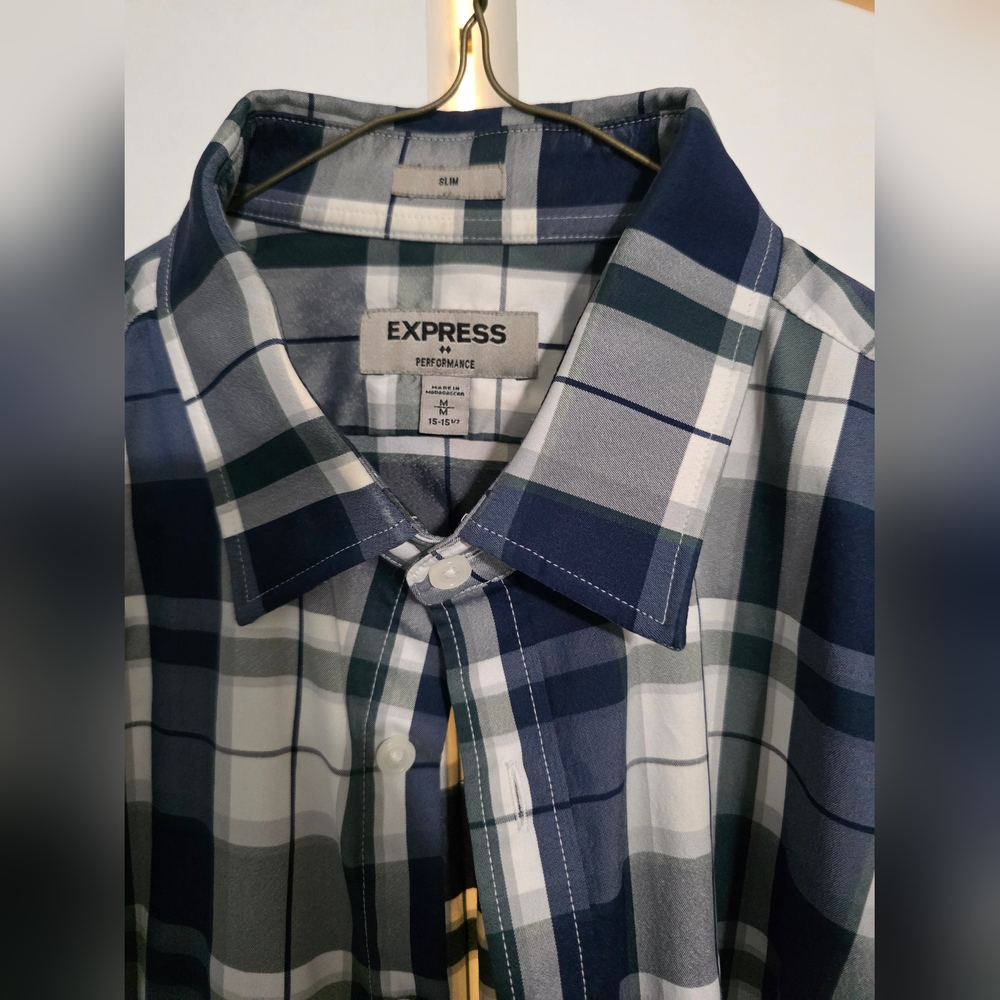Lot of Express & Banana Republic Button downs - Picture 2 of 16